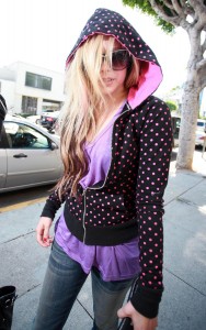Avril Lavigne Out And About In Hollywood
